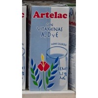 Artelac - Leche con Vitaminas A,D y E Mismo Sabor Mas Ligera Vollmilch 1l Tetrapack produziert auf Gran Canaria
